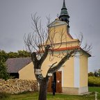 Poutní bohoslužba a požehnání opravené kaple na Dřevíči 